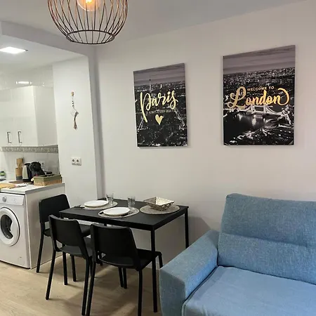 Agata Hermoso Estudio Con Piscina Y Vista Al Mar