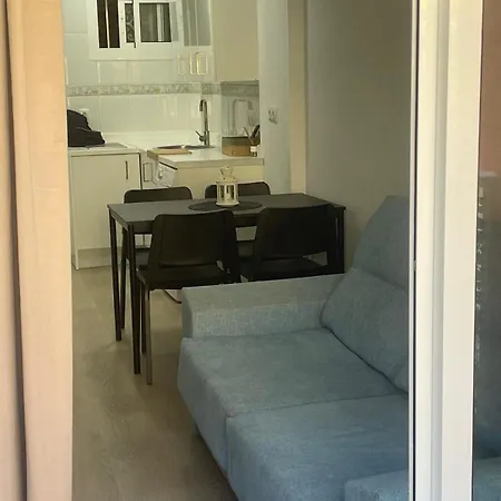 Agata Hermoso Estudio Con Piscina Y Vista Al Mar
